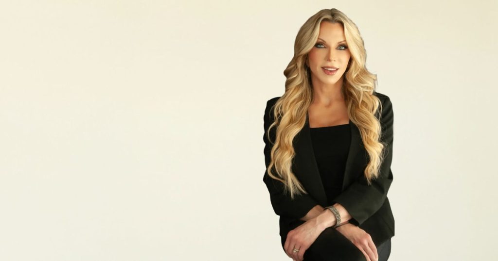 Dr. Amie Hornaman, The Thyroid Fixer, seated portrait